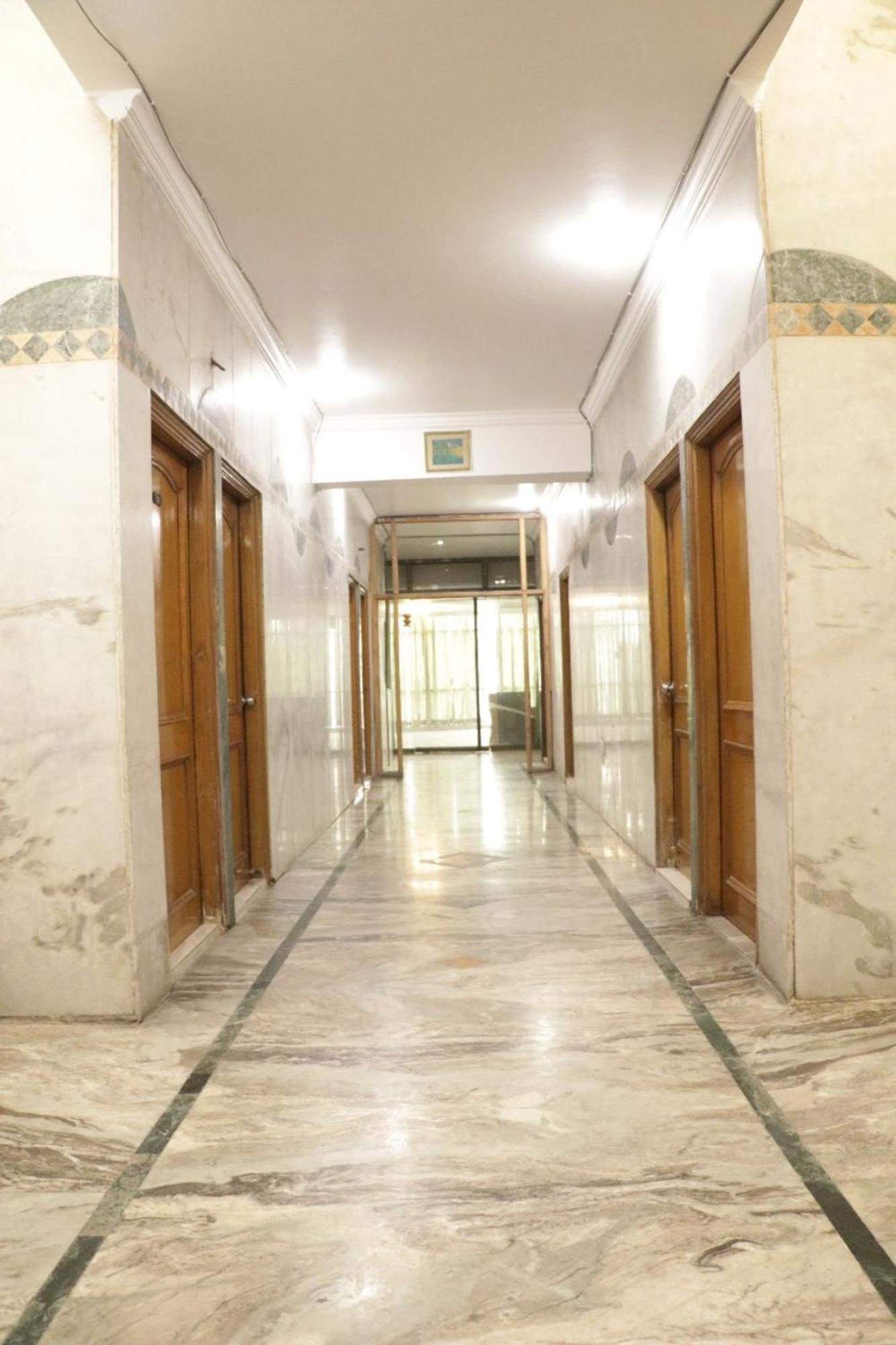 Hotel Royal Palace Jalandhar Esterno foto