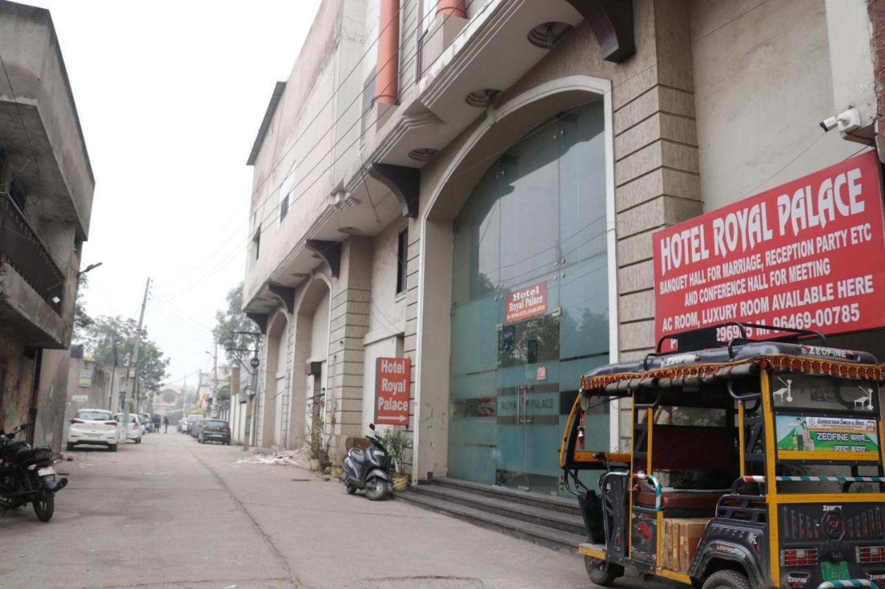 Hotel Royal Palace Jalandhar Esterno foto